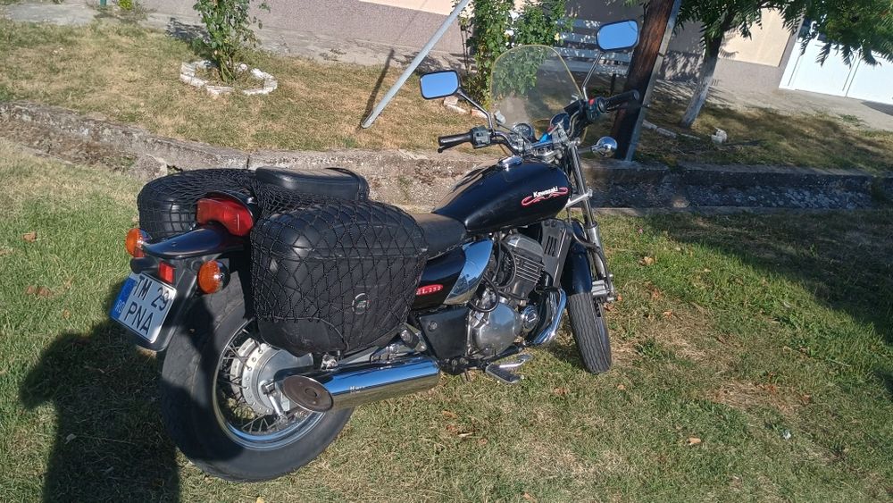 Vând Kawasaki EL 252B