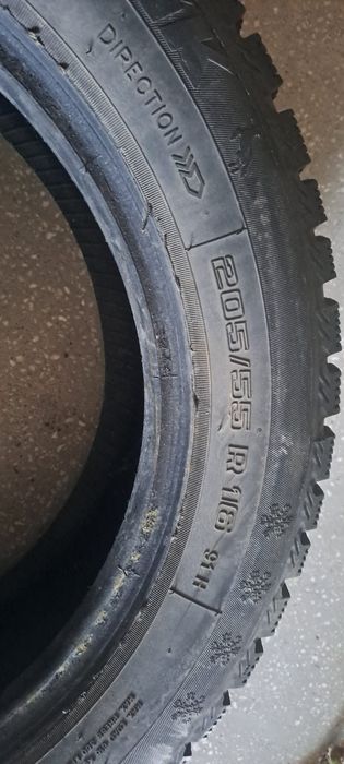 Vând anvelope iarna