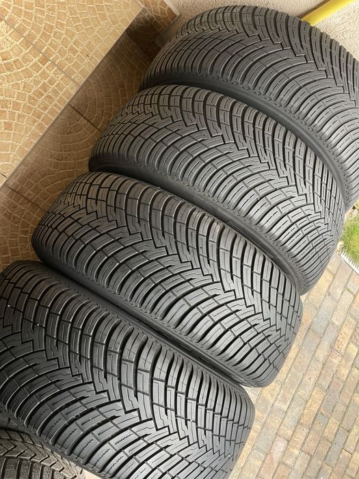 Set 4 Cauciucuri/Anvelope 235/65/17 IARNA Pirelli Dot:2023-6mm