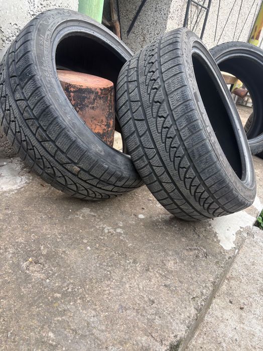 Зимни гуми 245/45R18