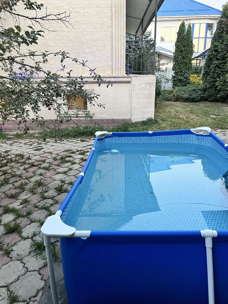 Сдается двухэтажный дом с детским бассейном и баней