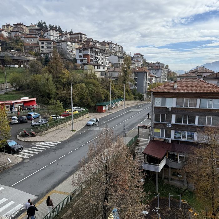 Продава се Тристаен апартамент в Смолян, Стар център - 85 кв.м за 989 €/кв.м - Снимка #3