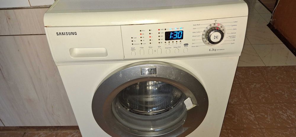 Пералня Самсунг работеща