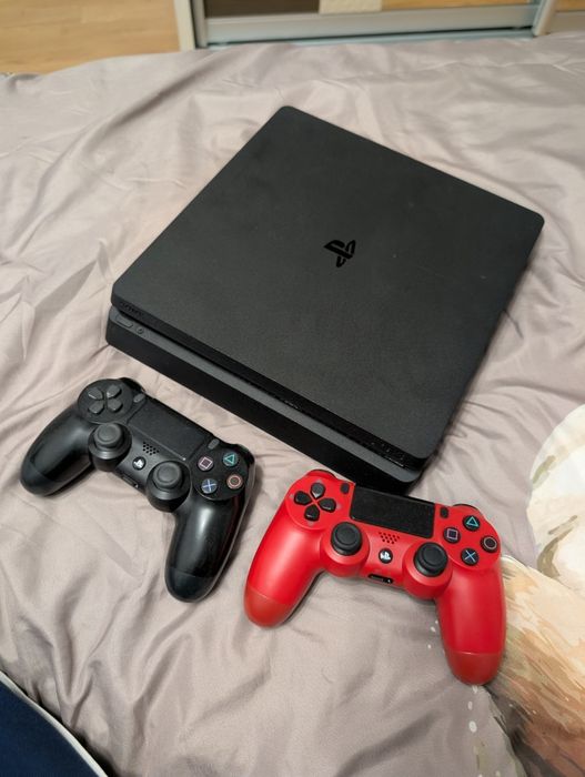 PS4 Slim SSD Adata schimbat recent