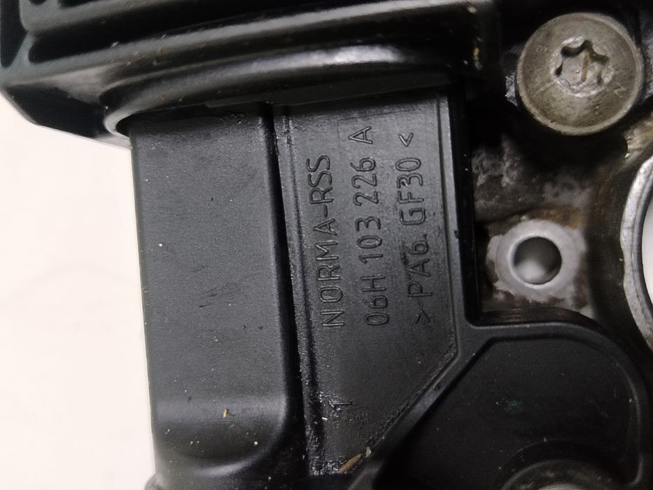 Capac culbutori Epurator gaze 1.8 CDA SUPERB PASSAT B7 GOLF 6 A3