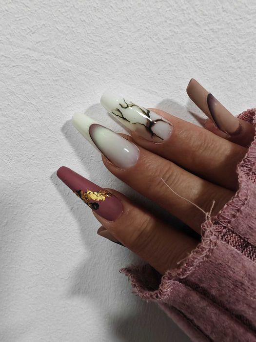 Manichiură -Pedichiura cu gel