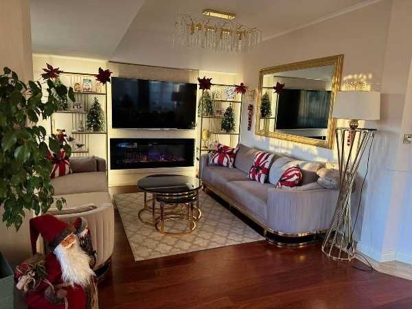 Продава се Многостаен апартамент в Карлово - 320 кв.м за 2750 €/кв.м - Снимка #1