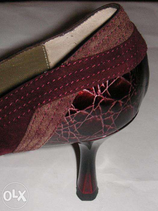 Accademia Pantofi grena