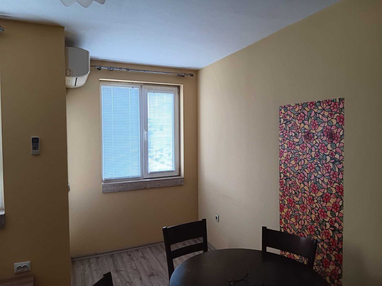 Продава се Двустаен апартамент в Варна, Трошево - 60 кв.м за 1982 €/кв.м - Снимка #2