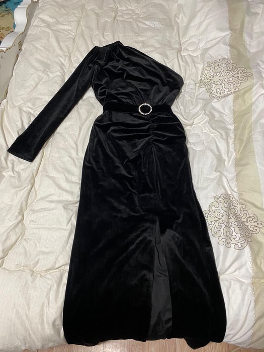 продаются платья