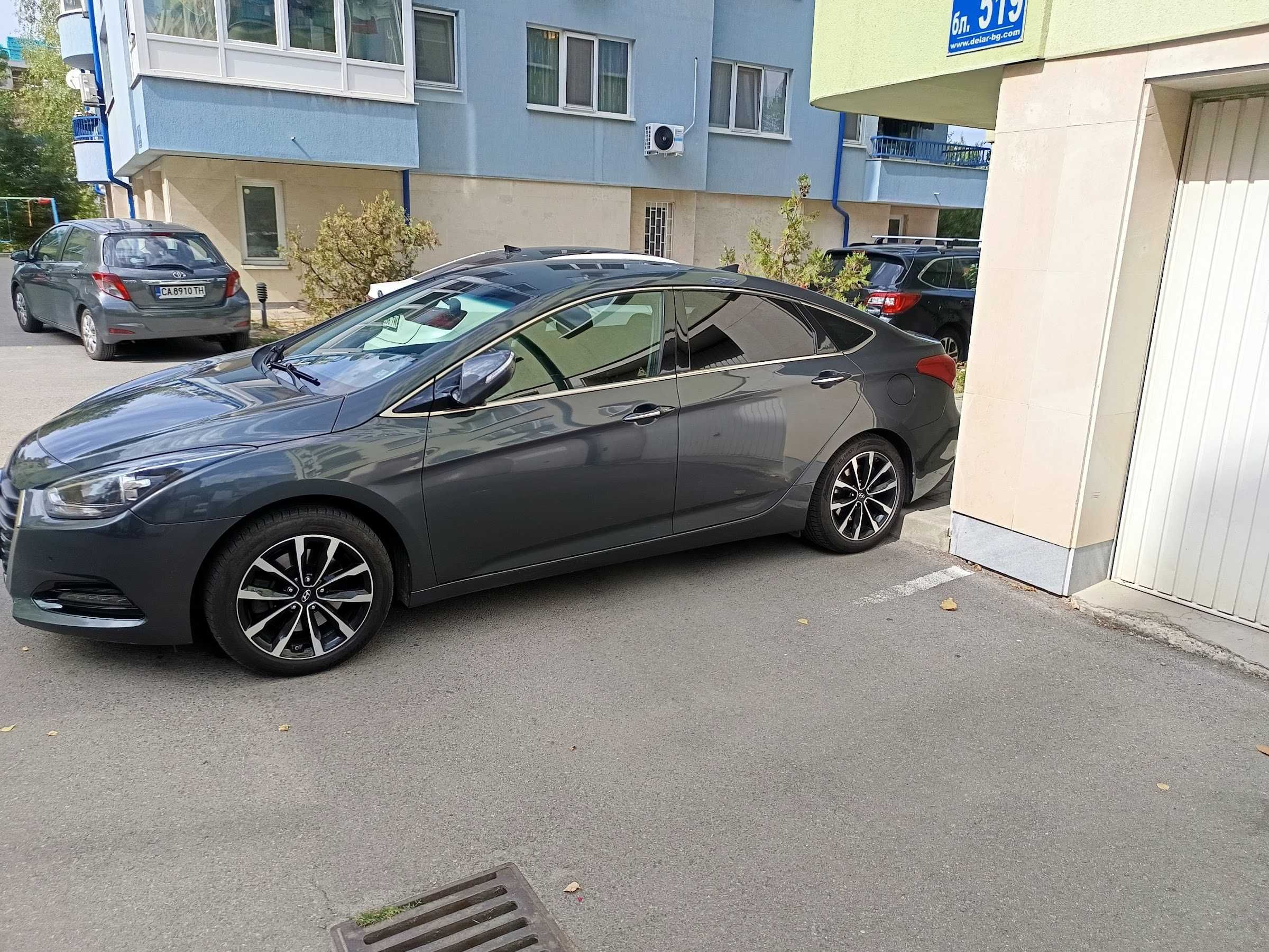 Продавам Хюндай И40, УНИКАТ, автоматик