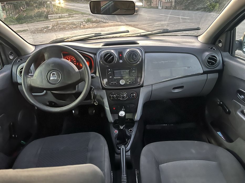 Dacia Logan 2014 1.2i+GPL