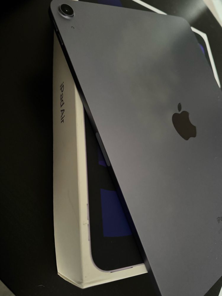 Apple ipad air 5 (2022)- purple