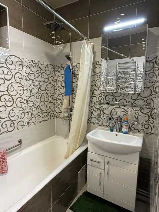 Сдается 2х квартира на Шайхонтохур район Ц13 Абай ор-р Ислам Универст