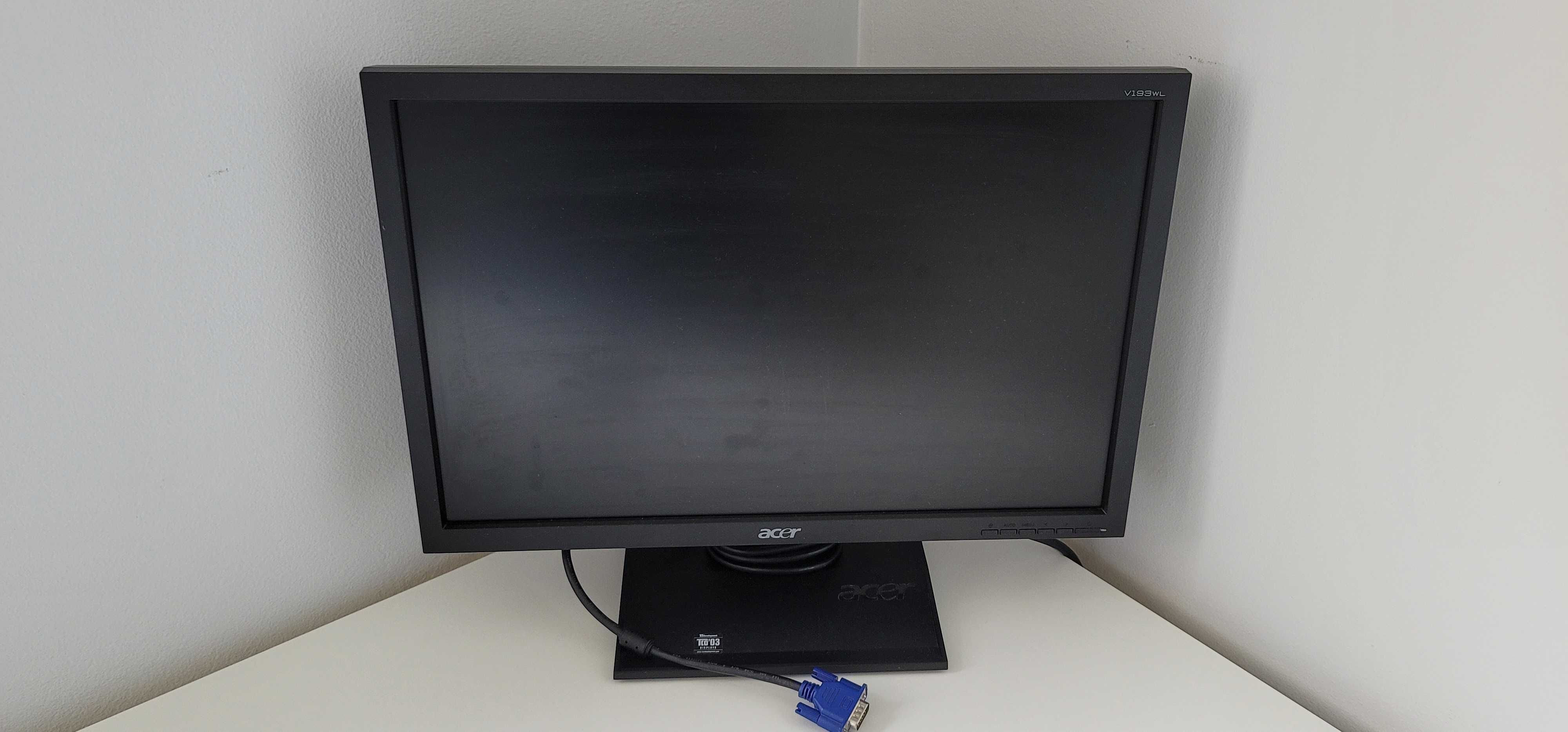 Monitor Acer cu diagonala 19"