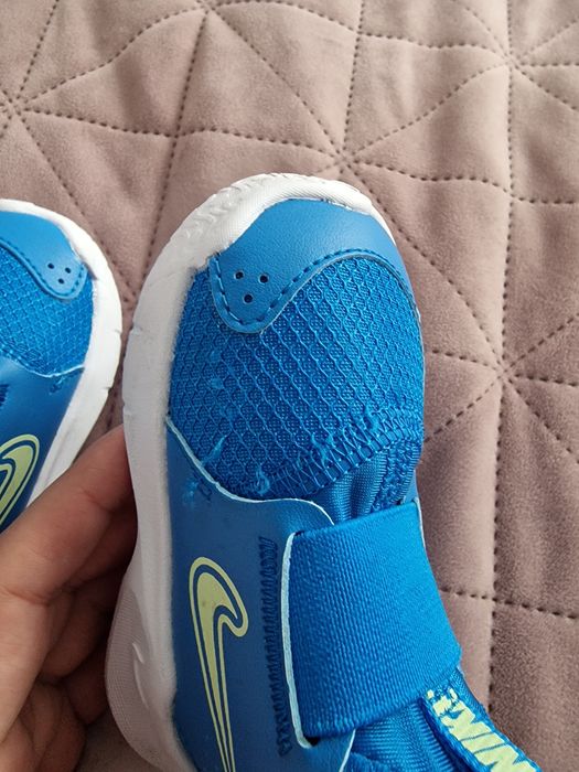 Маратонки Nike...