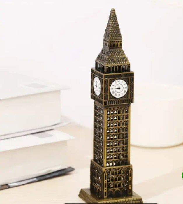 Биге Бен металлическая башня