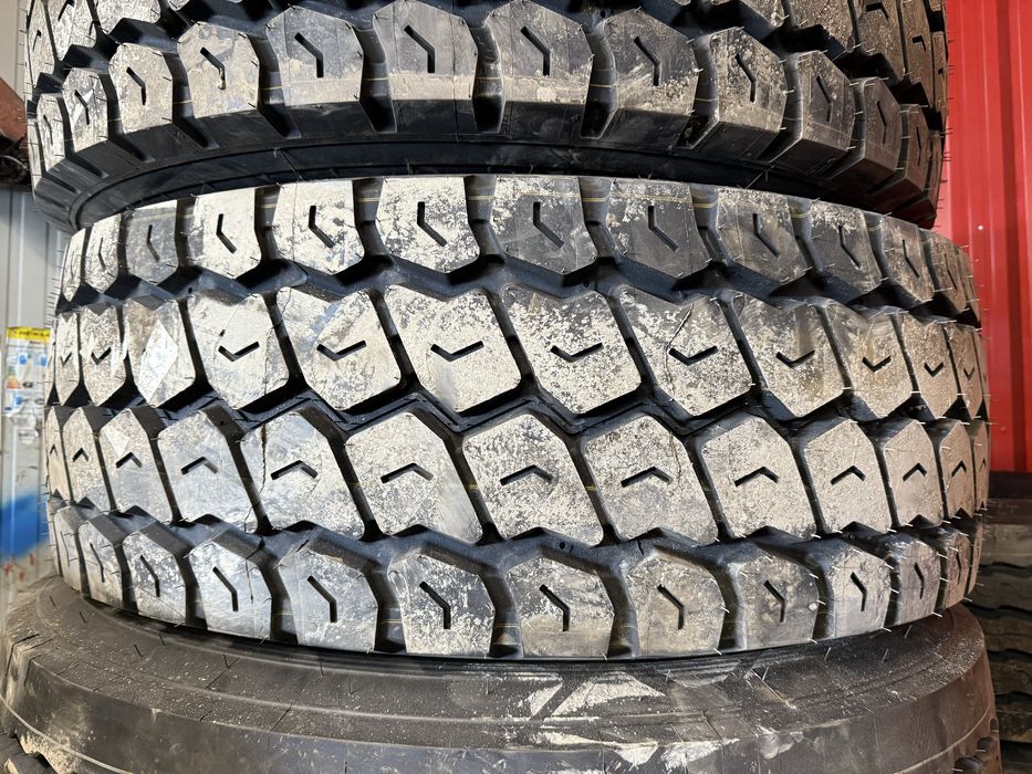 Anvelope Noi 385/65/22.5 Michelin