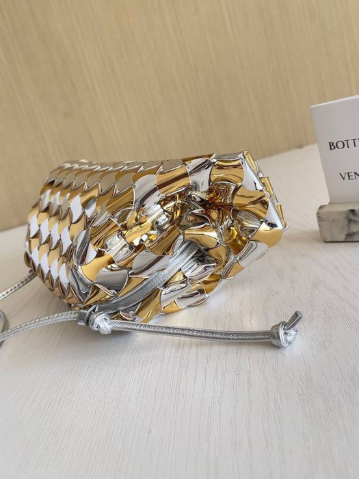 Geanta Bottega Veneta Pouch