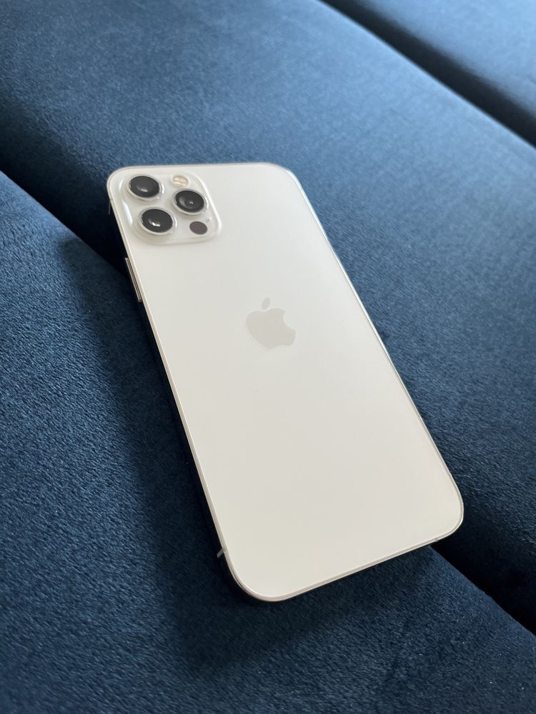 iPhone 12 PRO 128GB Silver Neverlocked