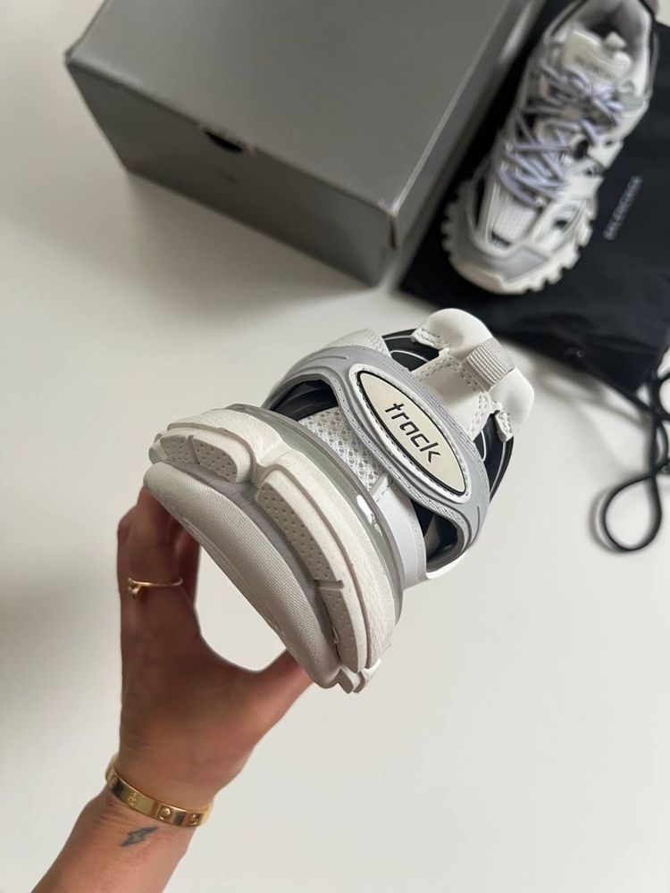 Balenciaga Track