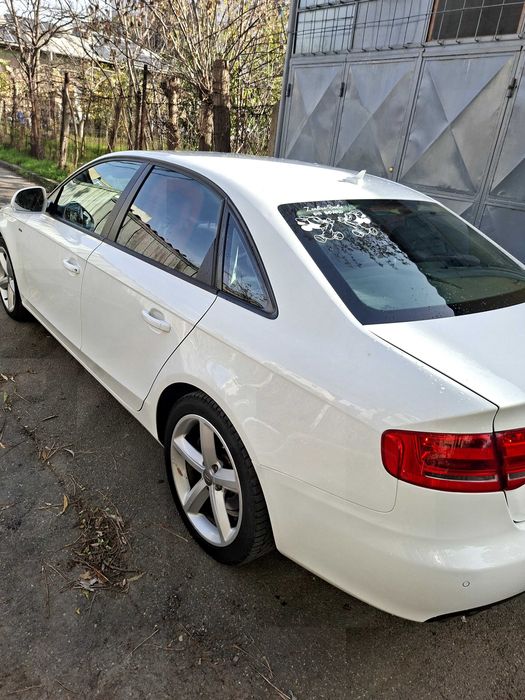 Vând Audi A4 b8 2.0 tdi an 2009