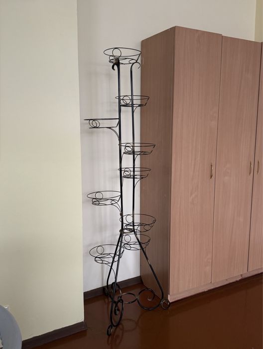 Стойка/подставка для цветов