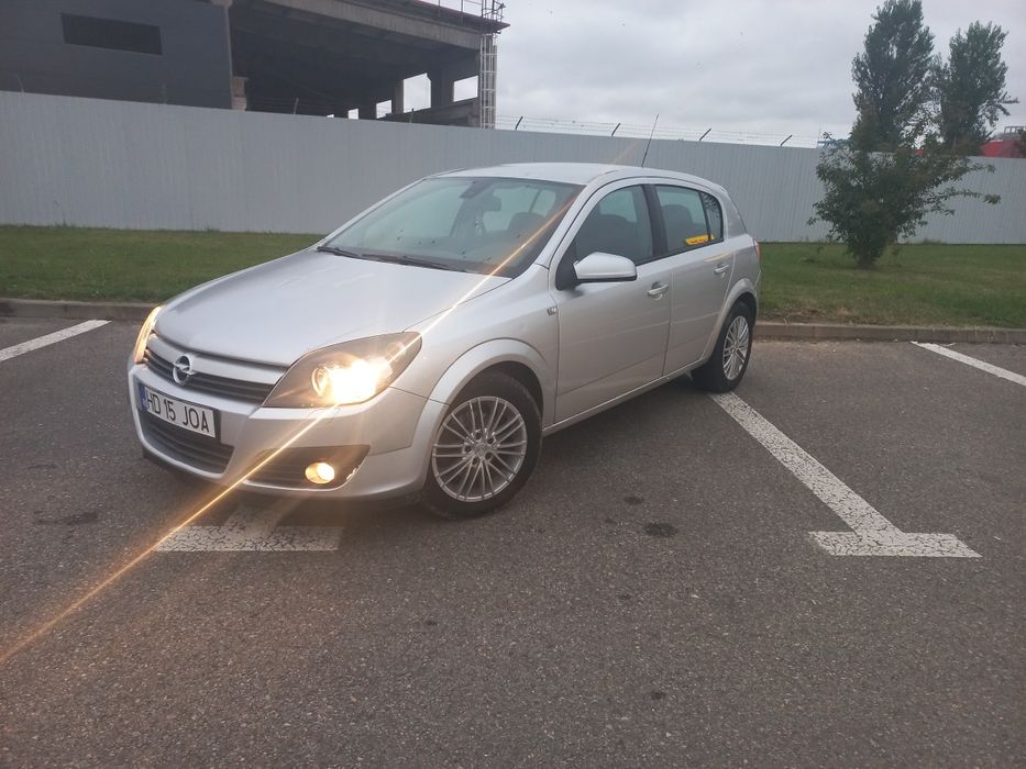 Vând opel astra h 1.7 cdt
