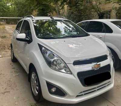 Chevrolet spark 2023 года