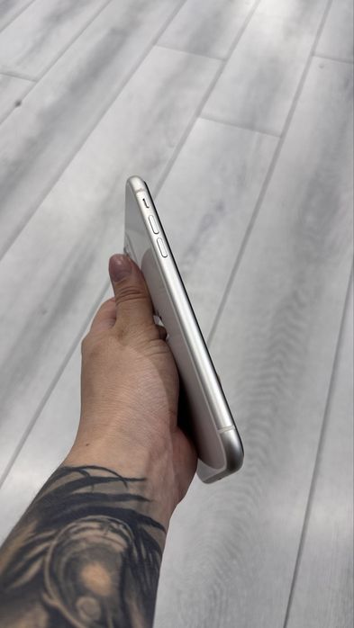 Iphone 11, в отличном состоянии
