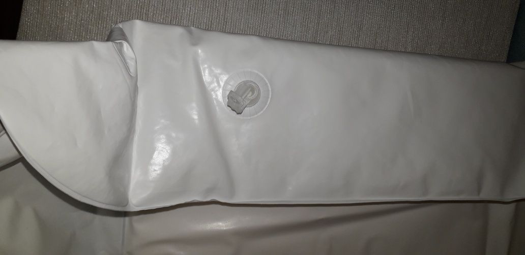 Saltea ingrijire copil si husa