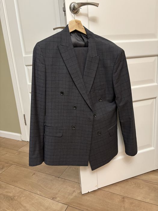 Пиджак с брюками