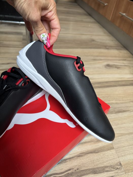 Оригинални маратонки PUMA Ferrari Drift Cat Decima! 40,5 н
