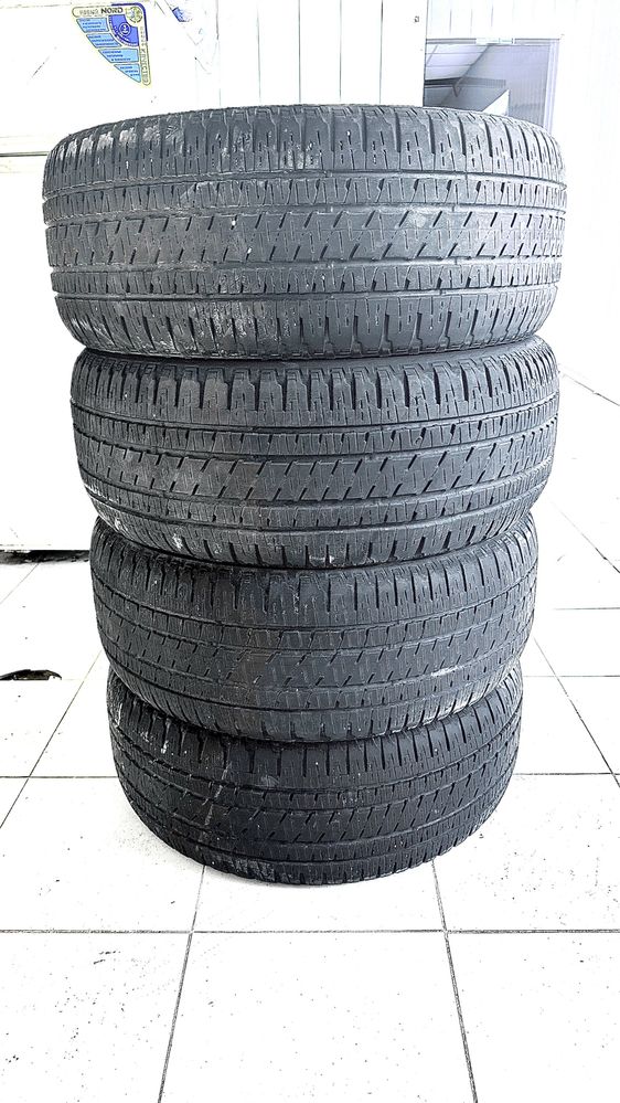 Продам шины Bridgestone 235/50/r19