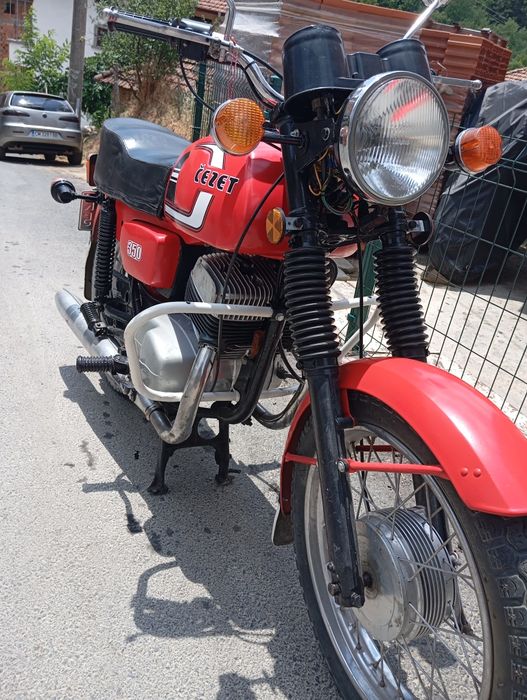 Мотоциклет CZ-350