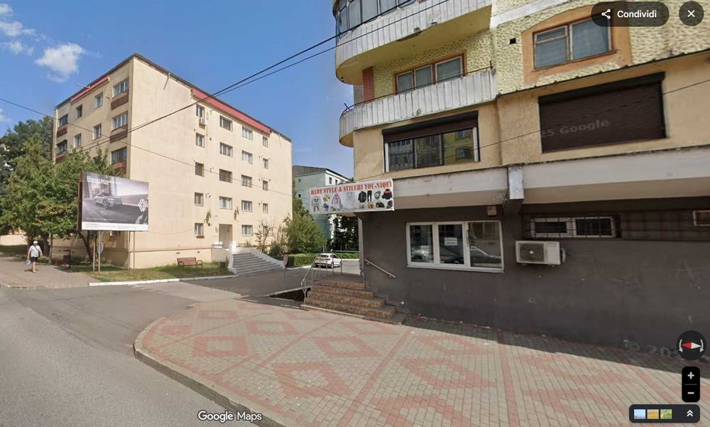Vânzare apartament 2 camere 50mp – ideal locuință sau cabinet, Roman