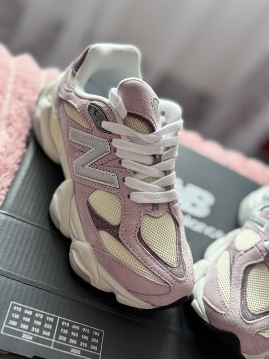 New Balance 9060