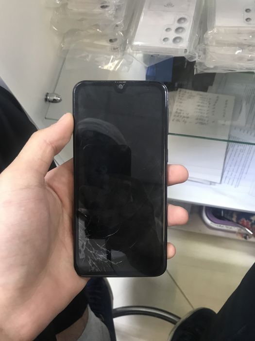 Продам а40 64гб цена 15000