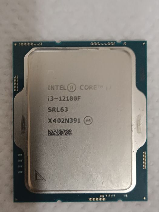 Процессор intel i3-12100f