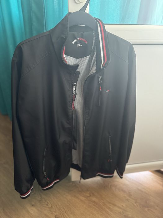 Geaca Tommy Hilfiger