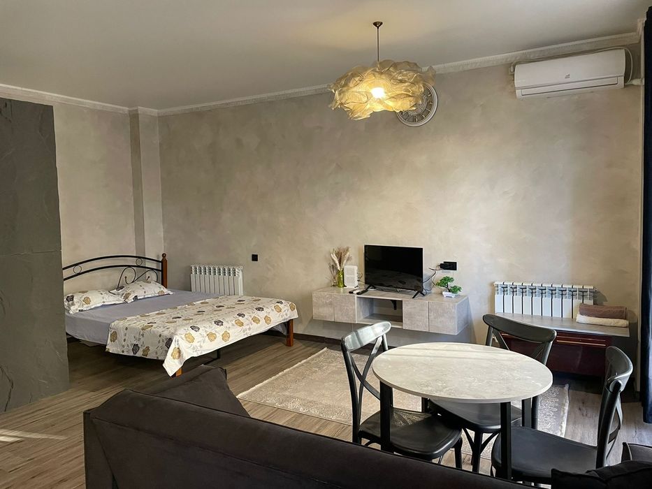 18ый микрорайон 1комн. Посуточно