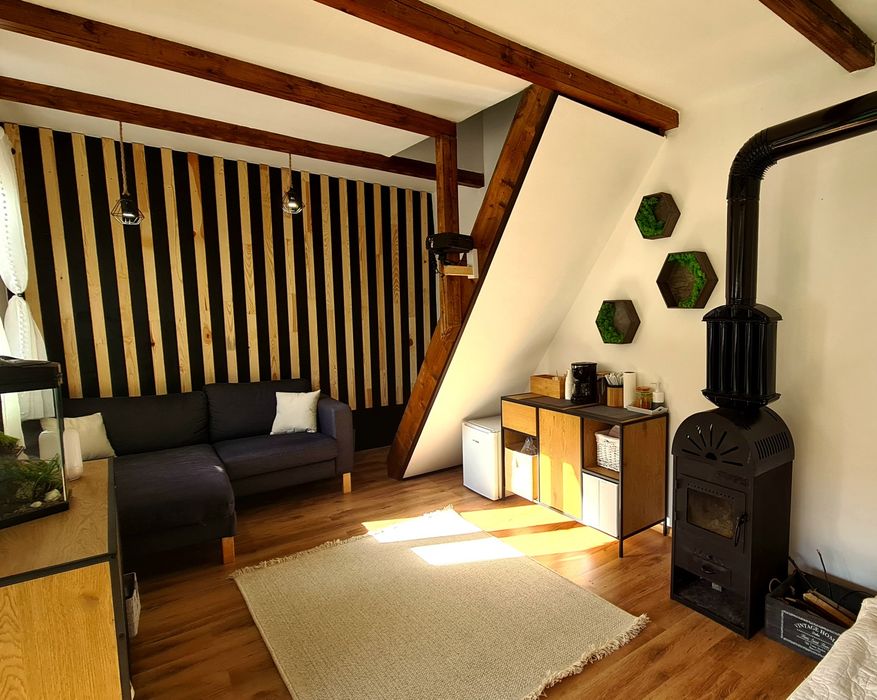 Cabana de închiriat 2-4 persoane