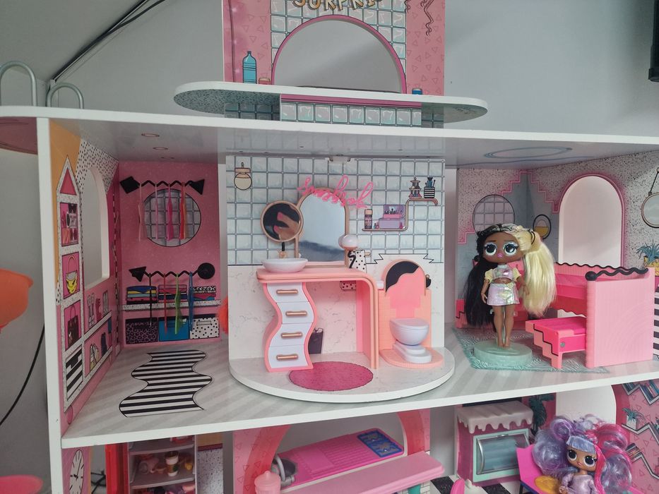 Casuta lol cu tot cu papusi