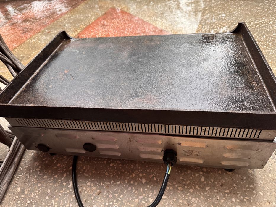 Plita profesionala electrica