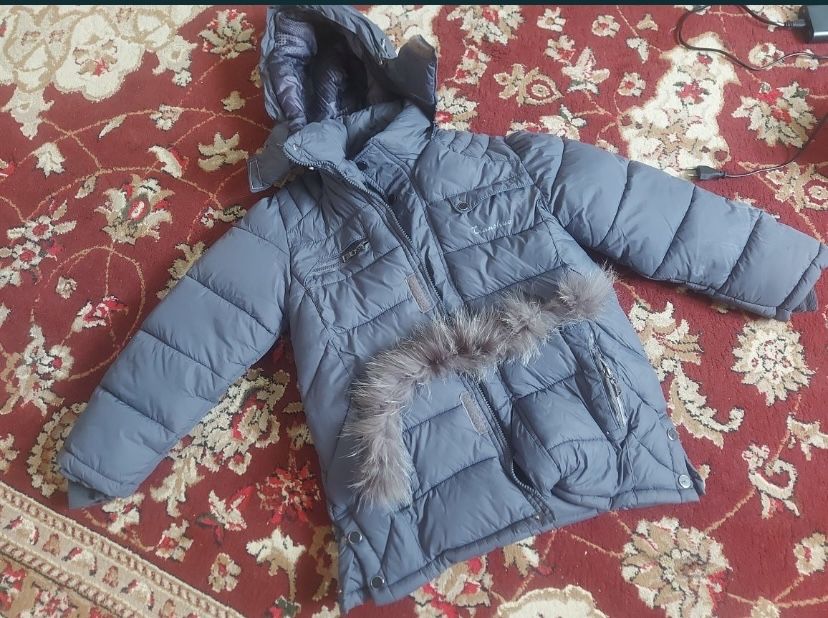 Куртка зимняя на мальчика 10.11лет