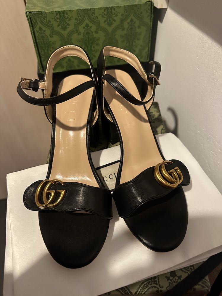 Gucci Сандали на ток