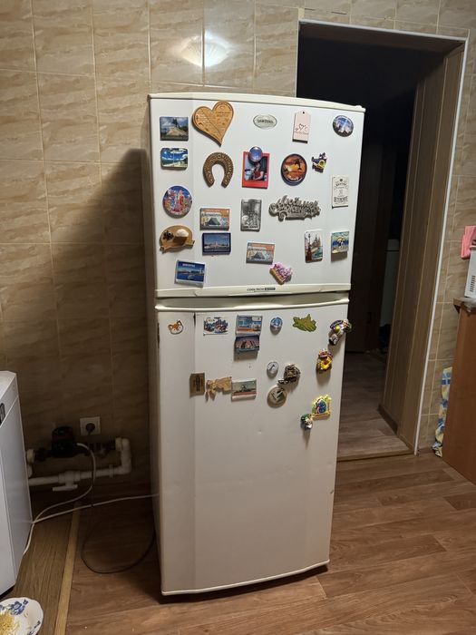 Продам холодильник
