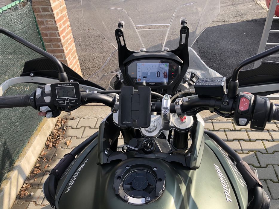 Triumpf Tiger 800 XCX