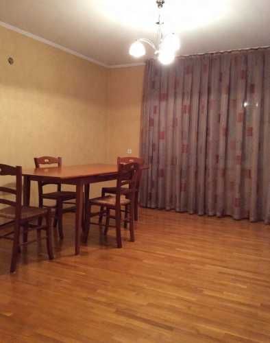 Дава се под наем Тристаен апартамент в Пловдив, Южен - 90 кв.м за 346.8 € - Снимка #1