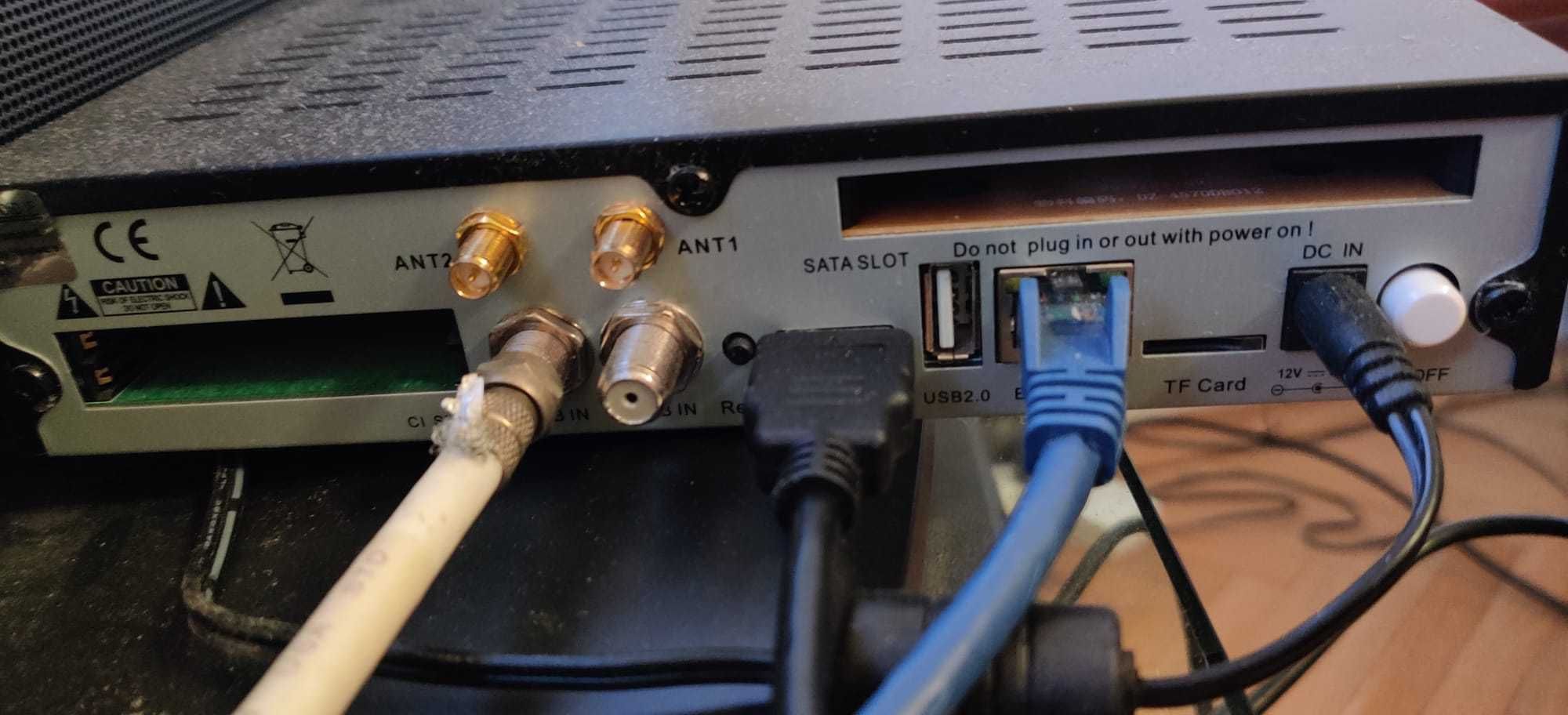 ZGEMMA H9 TWIN + Remote + Cable HDMI